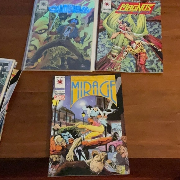 Bundle of 13 Various Valiant Comics - Picture 6 of 7